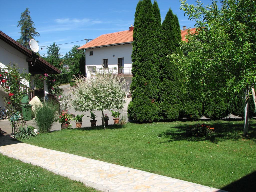 Apartment Ilija Rakovica Εξωτερικό φωτογραφία